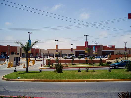 CENTRO COMERCIAL SANTA FE, ROSARITO BC.